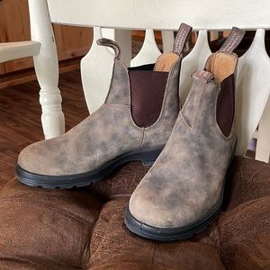 Blundstones Chelsea Boots - Rustic Brown